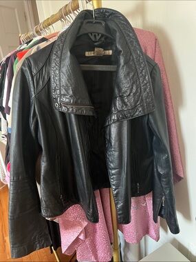 Classic Black Genuine Leather Jacket for Women - Timeless Biker Style